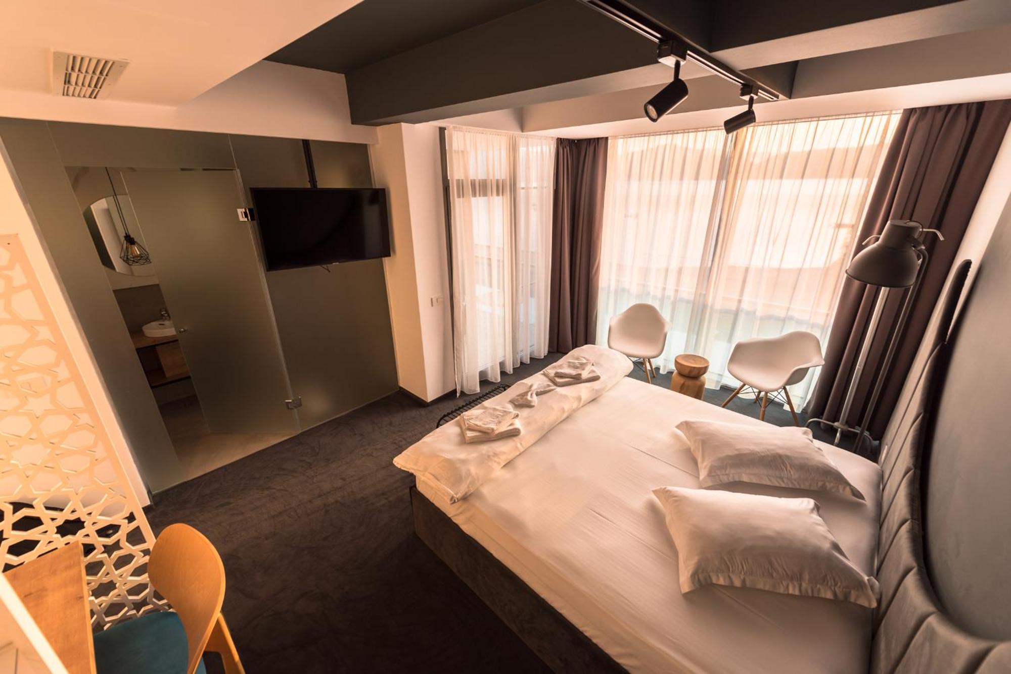 Hotel Arka Orşova المظهر الخارجي الصورة